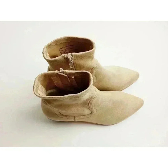 Steve Madden Shoes - Steve Madden Womens Western Ankle Boots Booties Beige Faux Suede Side Zip 8 M